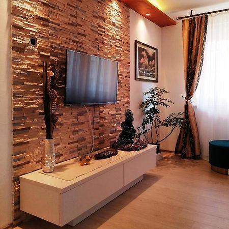 Oasis Felix Apartment Belgrad Exteriör bild