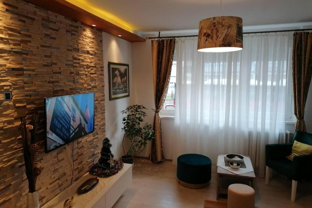 Oasis Felix Apartment Belgrad Exteriör bild